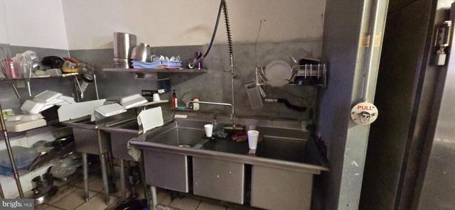 6003 N 5TH ST, Philadelphia, PA 19120