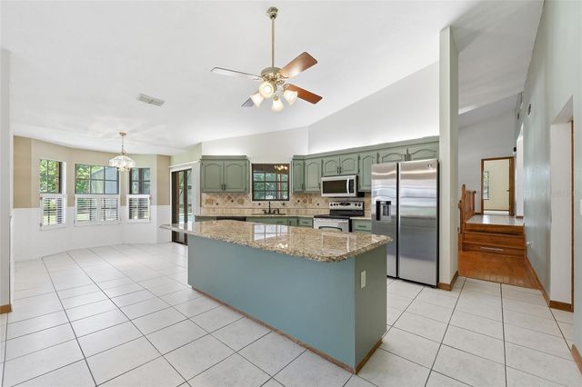 3021 PINEWOOD COURT, Kissimmee, FL 34746
