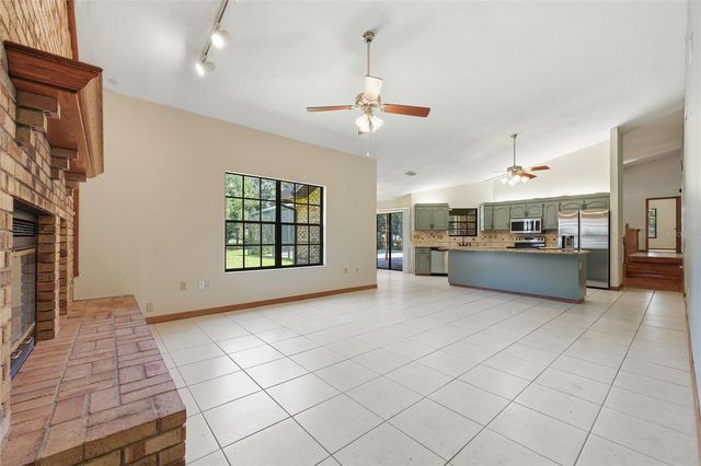 3021 PINEWOOD COURT, Kissimmee, FL 34746