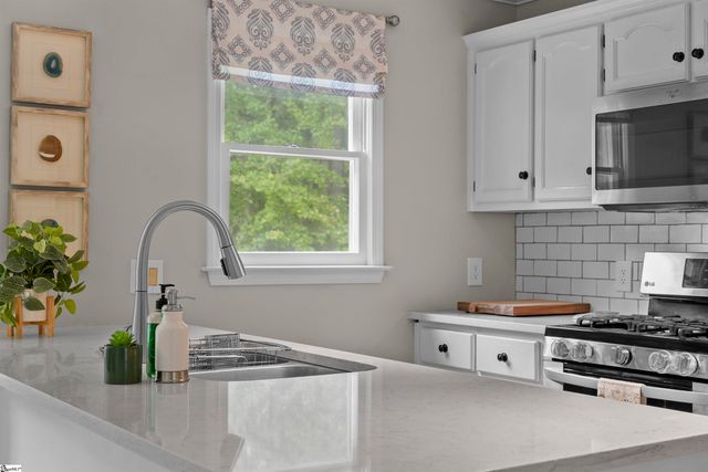 901 Huntington Road, Easley, SC 29642