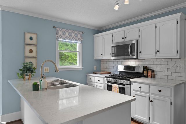 901 Huntington Road, Easley, SC 29642