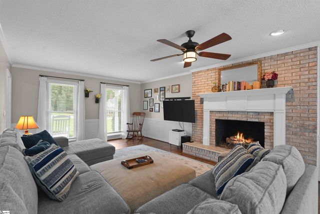 901 Huntington Road, Easley, SC 29642