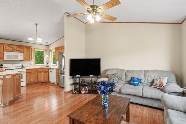 7643 385th Street, North Branch, MN 55056