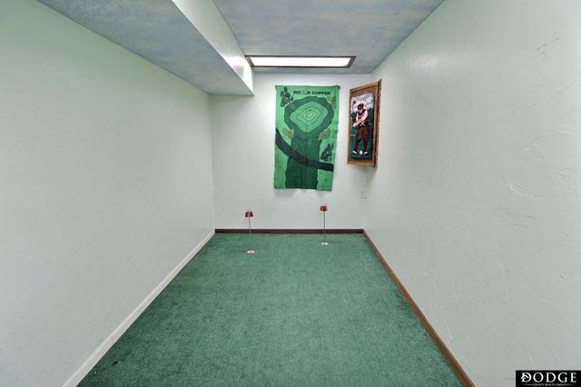 1915 N Nye Drive N, Fremont, NE 68025