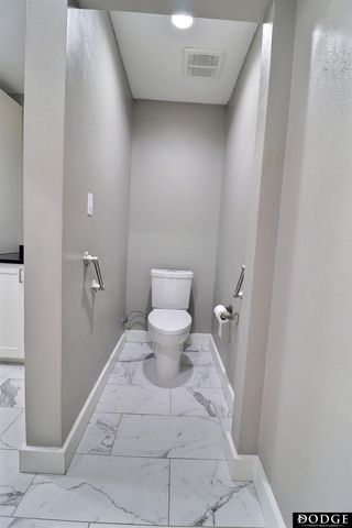 1915 N Nye Drive N, Fremont, NE 68025