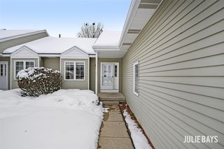 2843 Parkside Drive 14, Jenison, MI 49428