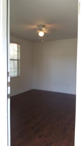 110 Trestle Tree C, San Marcos, TX 78666
