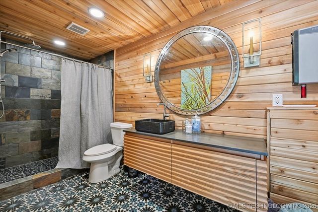 58 Oak Street, Locust Grove, OK 74352