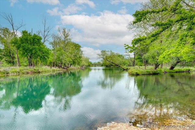 58 Oak Street, Locust Grove, OK 74352