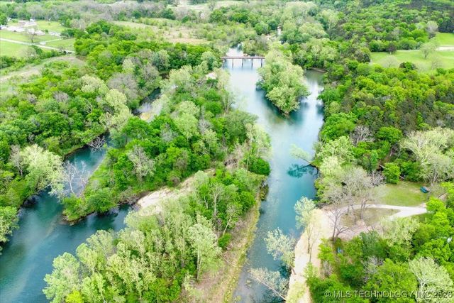 58 Oak Street, Locust Grove, OK 74352