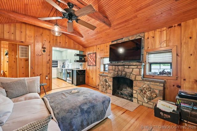 58 Oak Street, Locust Grove, OK 74352