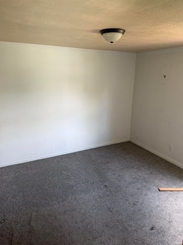 3210 Central Drive, Fort Wayne, IN 46806