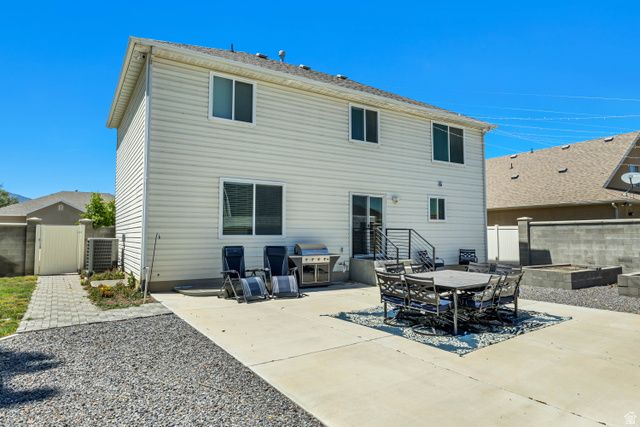 3357 S VILLAGE MEADOW DR, West Valley City, UT 84128