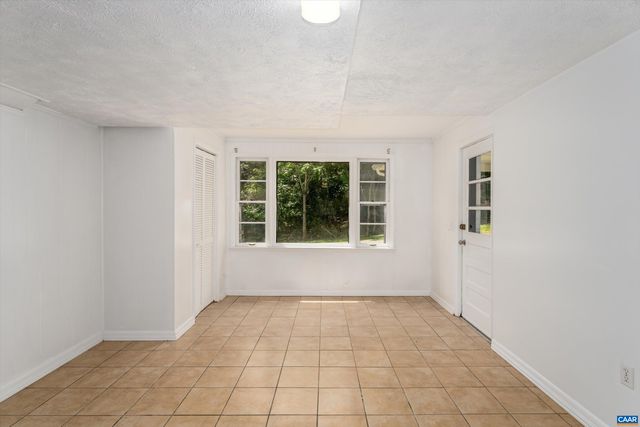 2870 SHORT ROCK RD, Barboursville, VA 22923