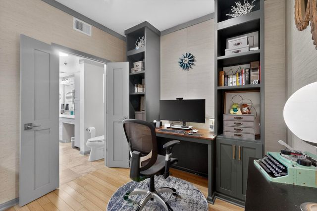 4111 Gilbert Avenue 108, Dallas, TX 75219