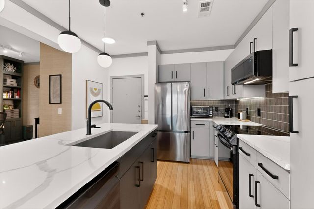 4111 Gilbert Avenue 108, Dallas, TX 75219