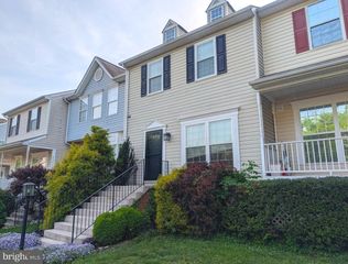 505 BRECKINRIDGE SQ SE, Leesburg, VA 20175