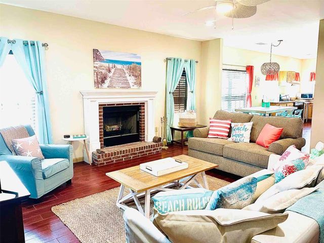 728 Sealy Street, Galveston, TX 77550