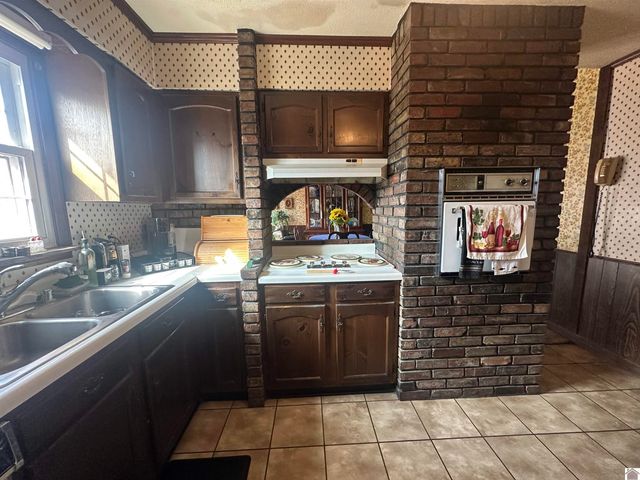 331 Perry, Mayfield, KY 42066