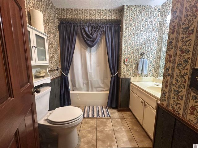 331 Perry, Mayfield, KY 42066