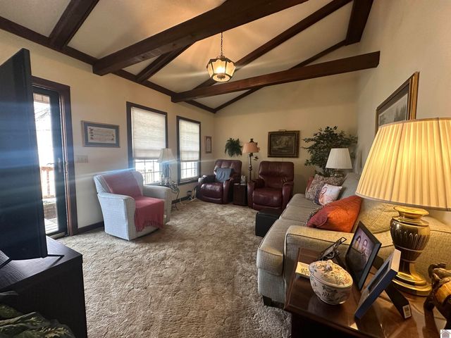 331 Perry, Mayfield, KY 42066