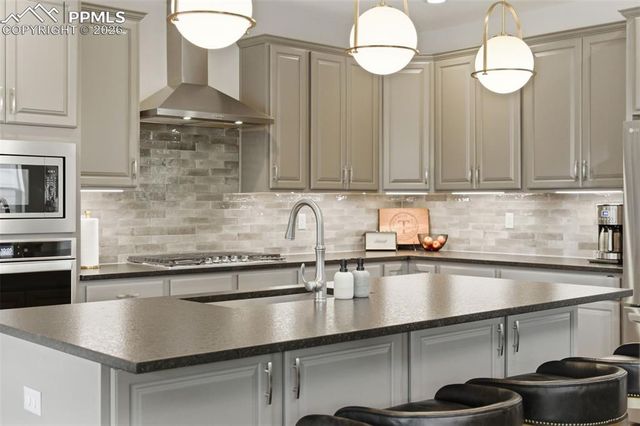 146 Kitselman Drive, Castle Rock, CO 80104