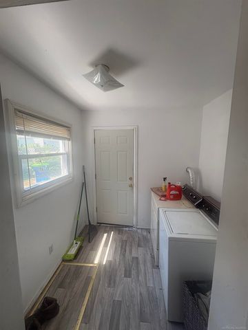 1210 S Monroe Street, Bay City, MI 48708