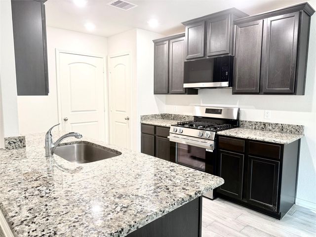 20607 Bauer Gulch Drive Drive, Hockley, TX 77447