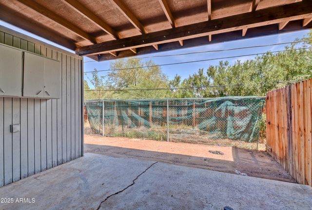 406 S TERRY Lane, Tempe, AZ 85281