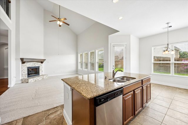 315 Westwood Drive, League City, TX 77573
