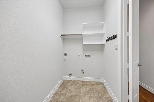 315 Westwood Drive, League City, TX 77573