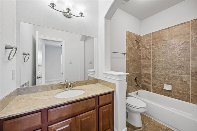 315 Westwood Drive, League City, TX 77573