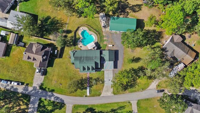 4 Hickory Lane, Dayton, TX 77535