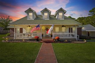 4 Hickory Lane, Dayton, TX 77535