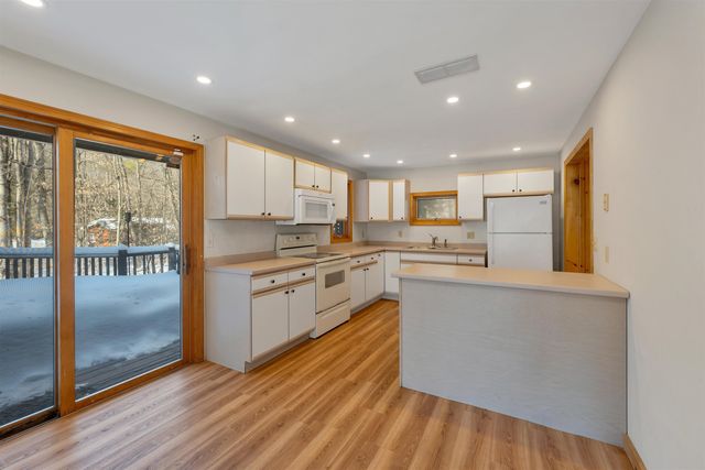 5 Circle Point Road, Sanbornton, NH 03269