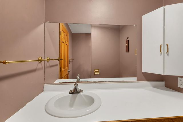 5 Circle Point Road, Sanbornton, NH 03269