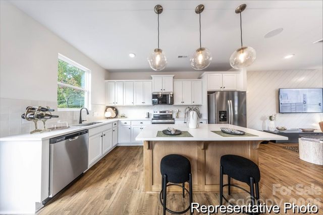 5014 Clairmont Road 3, Charlotte, NC 28208