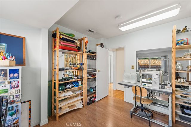 5431 Cartwright, North Hollywood, CA 91601