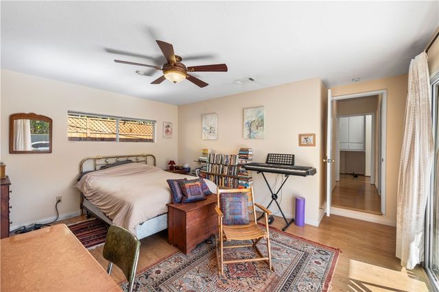 5431 Cartwright, North Hollywood, CA 91601