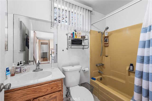 5431 Cartwright, North Hollywood, CA 91601