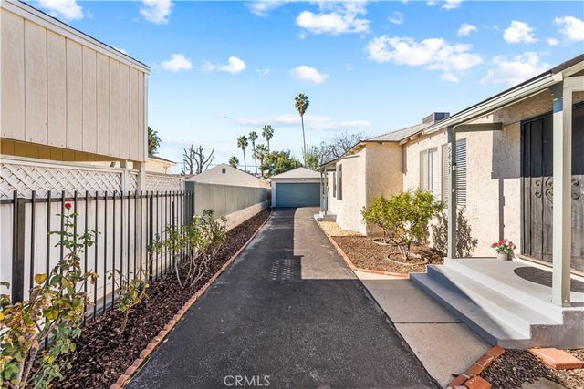 5431 Cartwright, North Hollywood, CA 91601