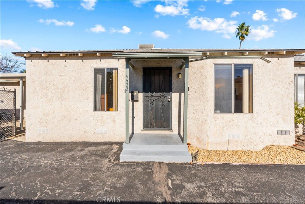 Image 16 of property listing at 5431 Cartwright, North Hollywood, CA 91601