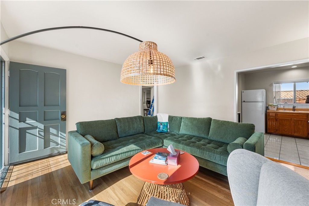 Image 18 of property listing at 5431 Cartwright, North Hollywood, CA 91601