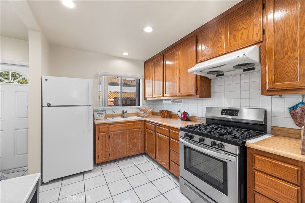 Image 21 of property listing at 5431 Cartwright, North Hollywood, CA 91601