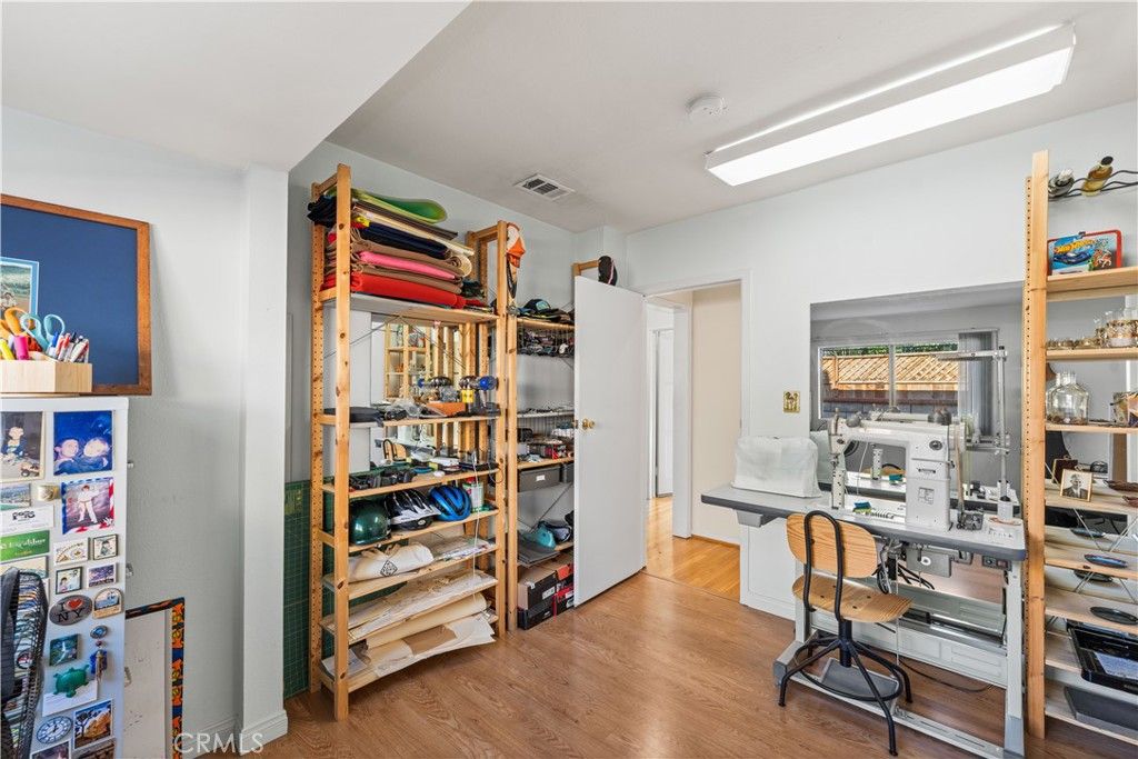 Image 28 of property listing at 5431 Cartwright, North Hollywood, CA 91601