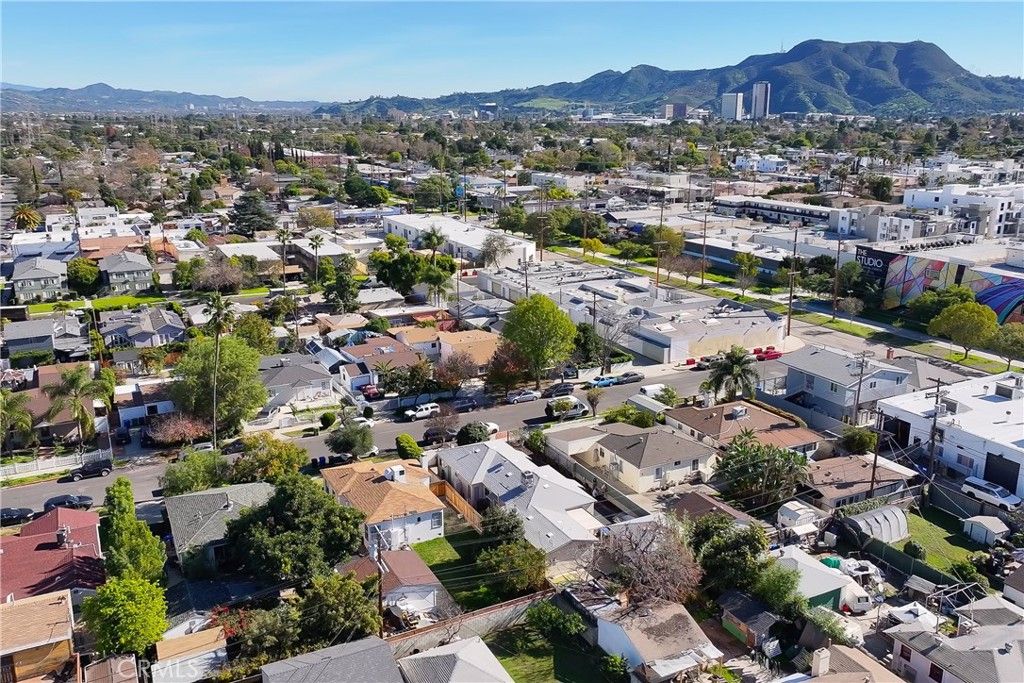 Image 51 of property listing at 5431 Cartwright, North Hollywood, CA 91601