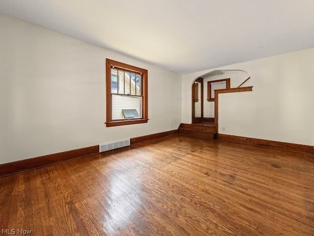577 Eastland Avenue, Akron, OH 44305
