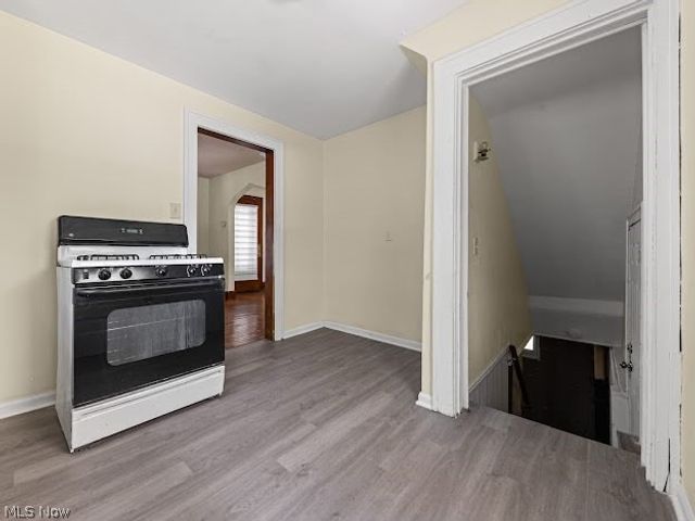 577 Eastland Avenue, Akron, OH 44305