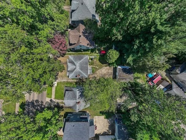 577 Eastland Avenue, Akron, OH 44305