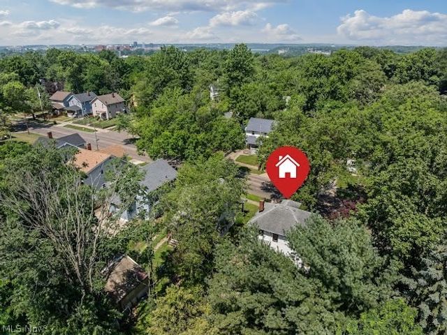 577 Eastland Avenue, Akron, OH 44305